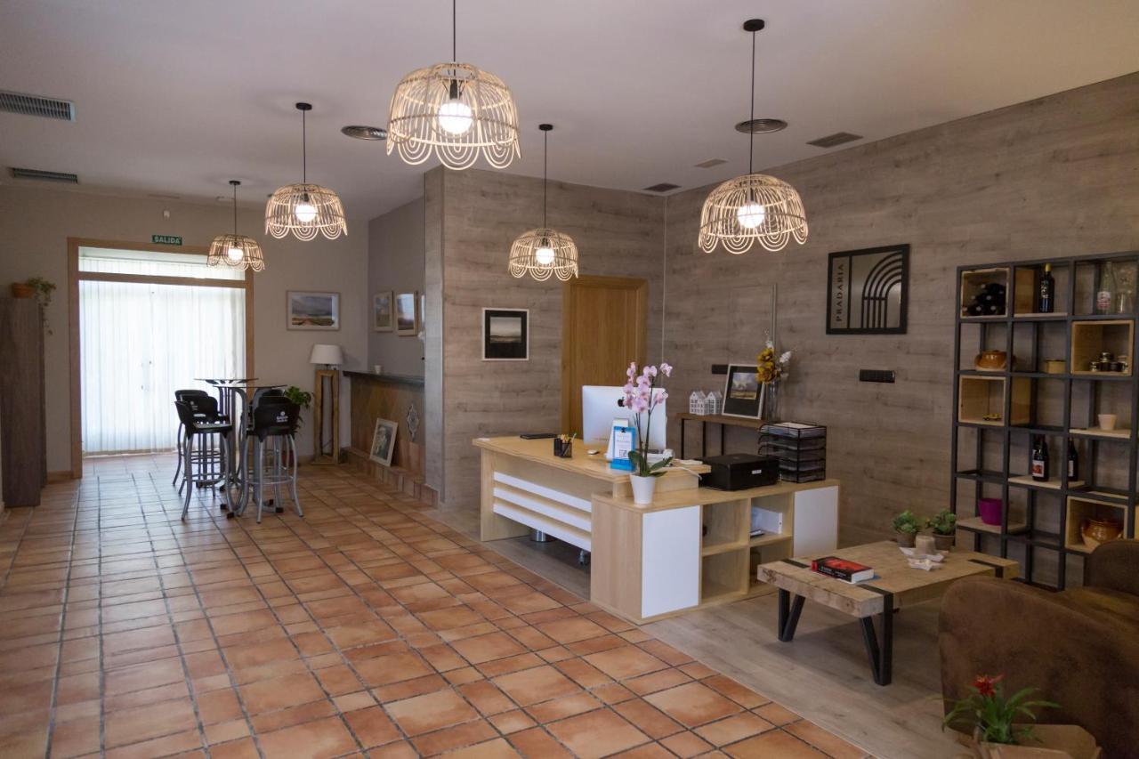 Hostal Pradaria Asador & Alojamiento Arcas Esterno foto