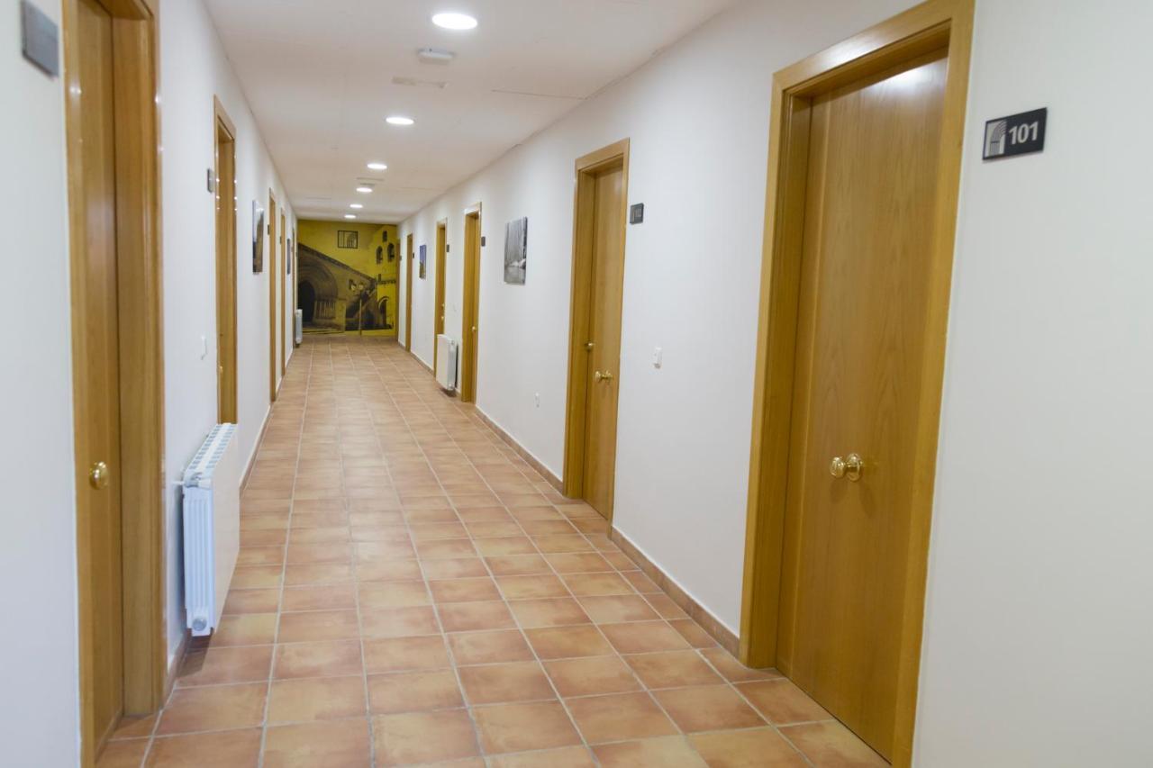 Hostal Pradaria Asador & Alojamiento Arcas Esterno foto