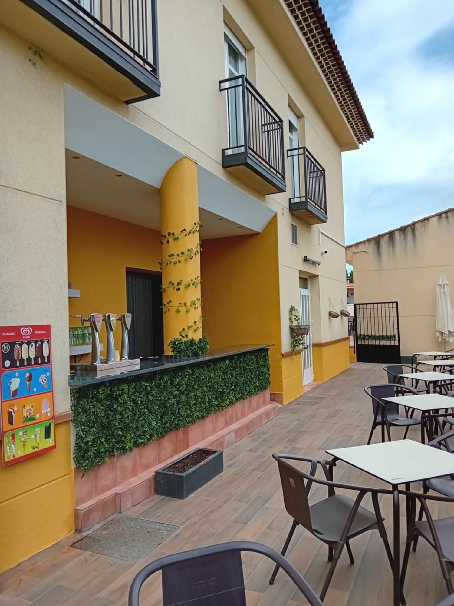 Hostal Pradaria Asador & Alojamiento Arcas Esterno foto